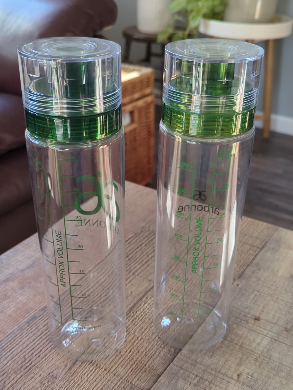 Arbonne water bottles - Picture 5 of 6